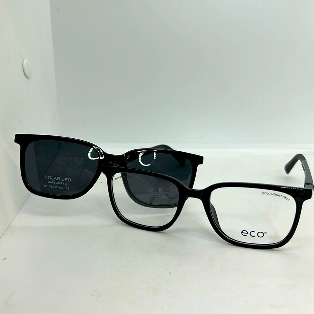 ECO Men’s Cypress BLK Eyeglasses Frames & Polarized Sun Clip On. RXable NWT